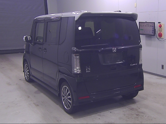HONDA N BOX 2016