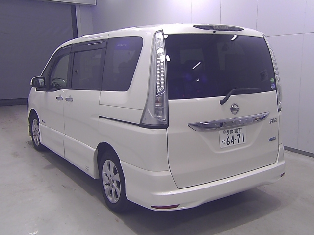 NISSAN SERENA 2013