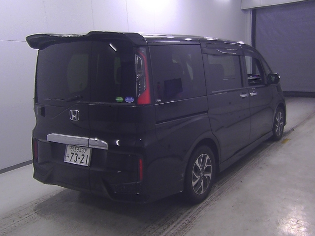 HONDA STEP WAGON 2017