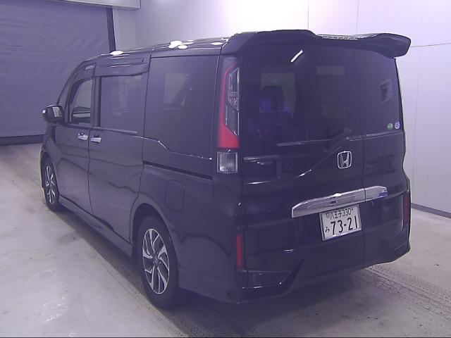 HONDA STEP WAGON 2017