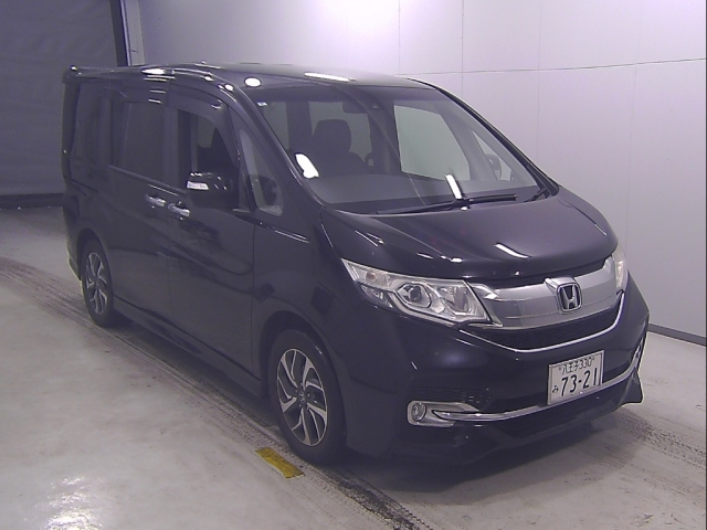 HONDA STEP WAGON 2017