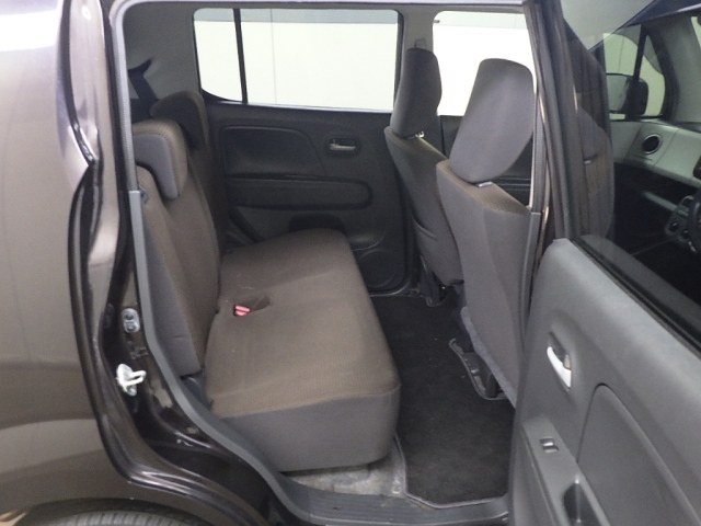 SUZUKI MRWAGON 2012
