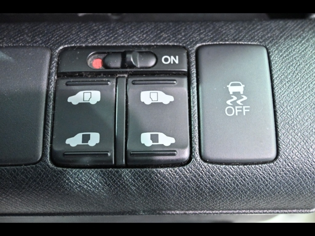 HONDA STEP WAGON 2010