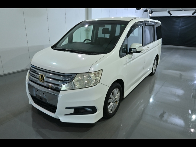 HONDA STEP WAGON 2010