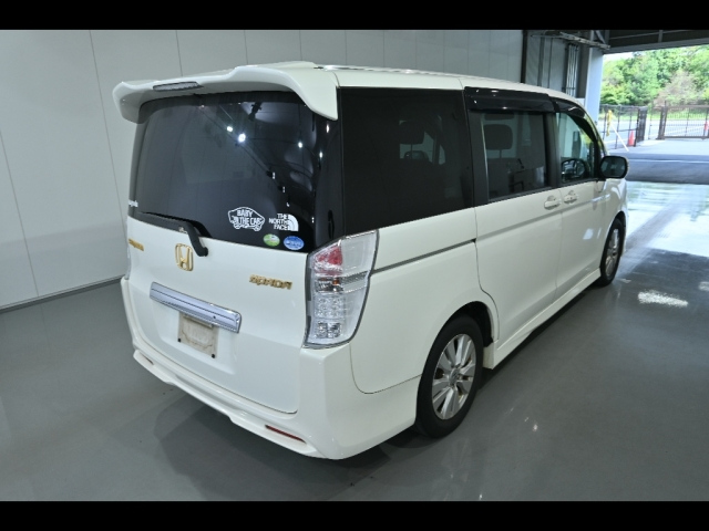 HONDA STEP WAGON 2010