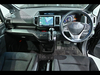 HONDA STEP WAGON 2014
