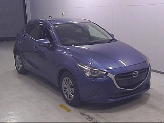 MAZDA DEMIO 2017