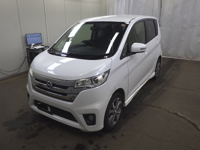 NISSAN DAYZ 2014