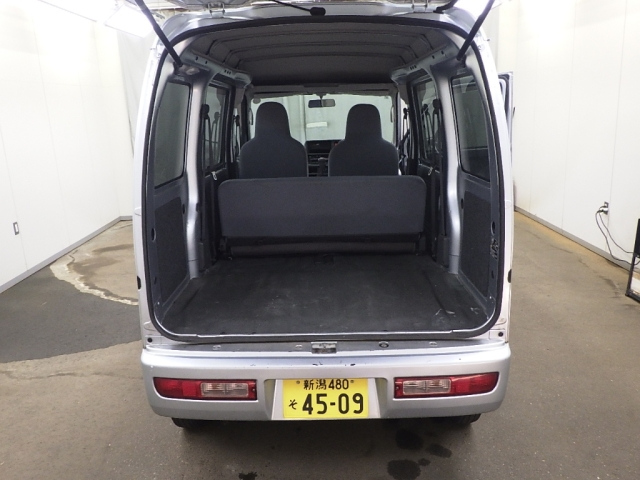 DAIHATSU HIJET VAN 2016