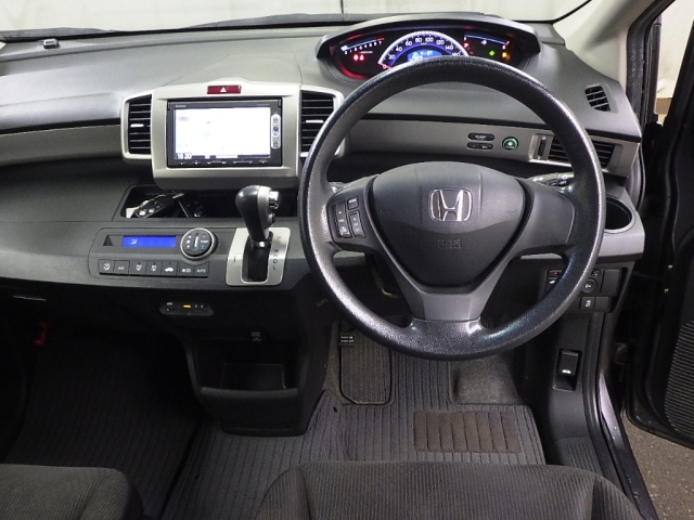 HONDA FREED 2014