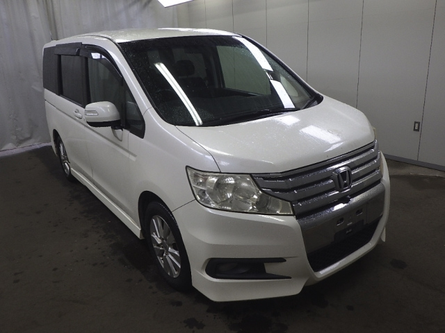 HONDA STEP WAGON 2009
