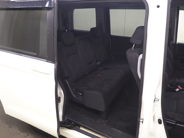 HONDA STEP WAGON 2009