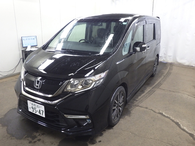 HONDA STEP WAGON 2017