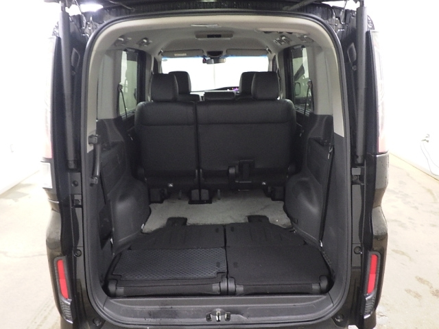 HONDA STEP WAGON 2017