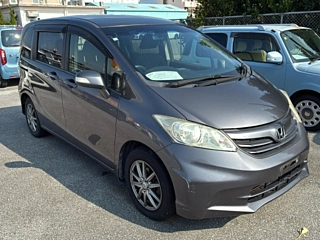 HONDA FREED 2013