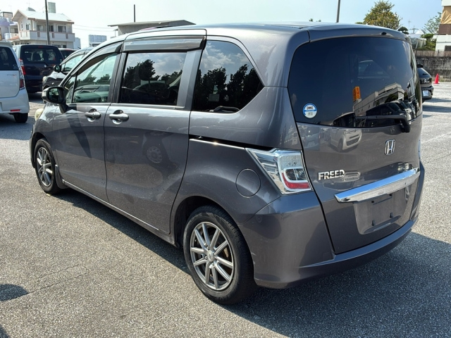 HONDA FREED 2013
