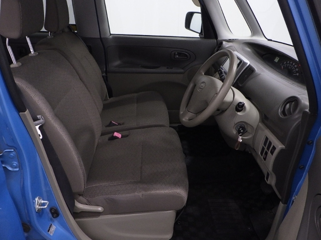 DAIHATSU TANTO 2013