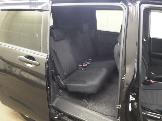 HONDA FREED 2010