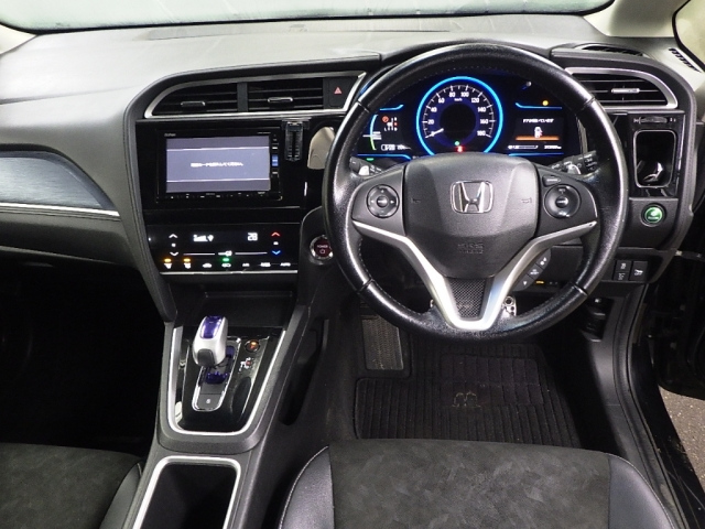 HONDA SHUTTLE 2016
