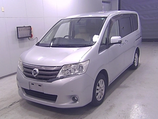 NISSAN SERENA 2011