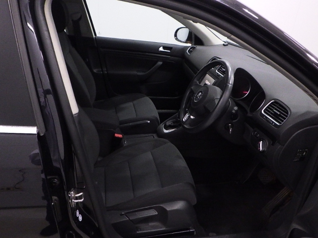 VOLKSWAGEN GOLF VARIANT 2012