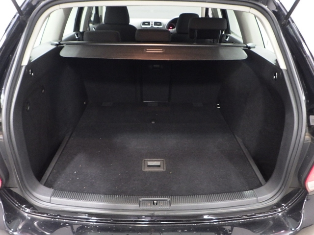 VOLKSWAGEN GOLF VARIANT 2012