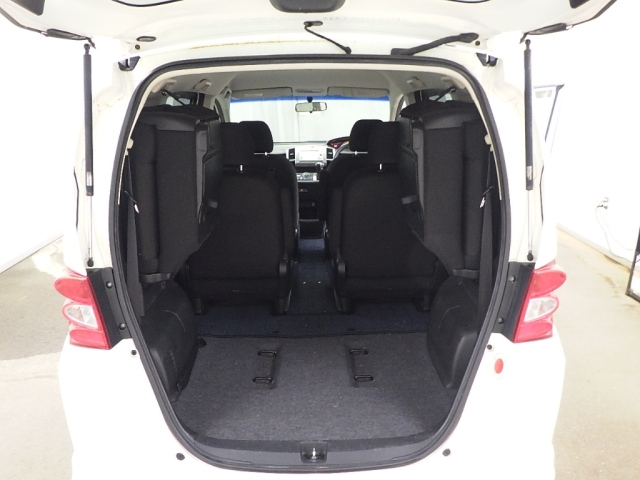 HONDA FREED 2010