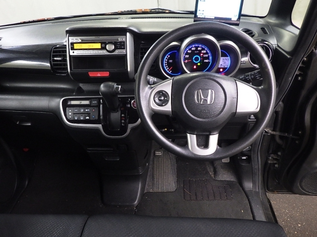 HONDA N BOX PLUS 2012