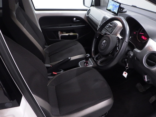 VOLKSWAGEN UP 2012