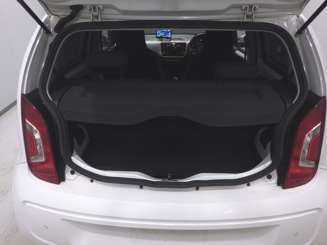 VOLKSWAGEN UP 2012
