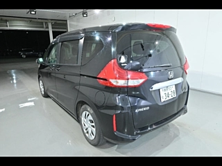 HONDA FREED 2019