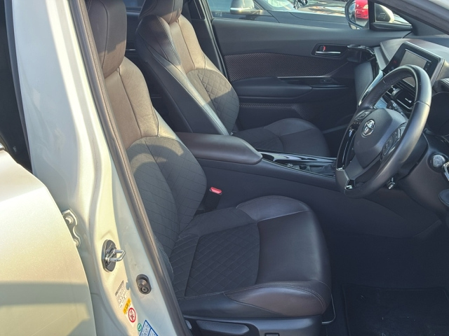 TOYOTA C-HR 2017