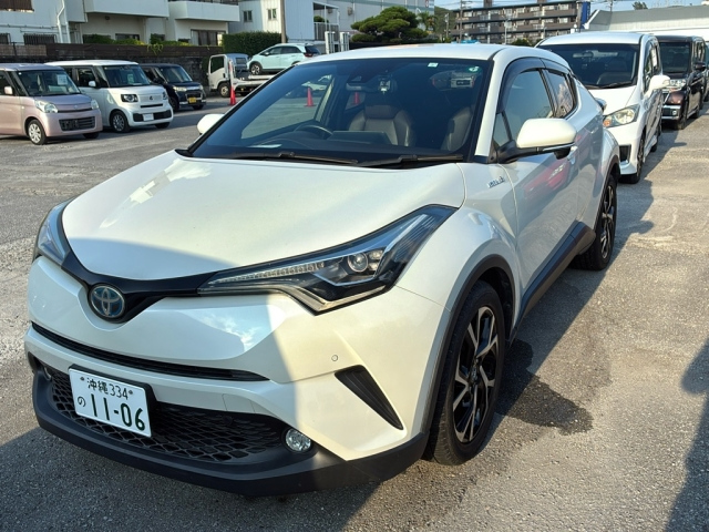TOYOTA C-HR 2017