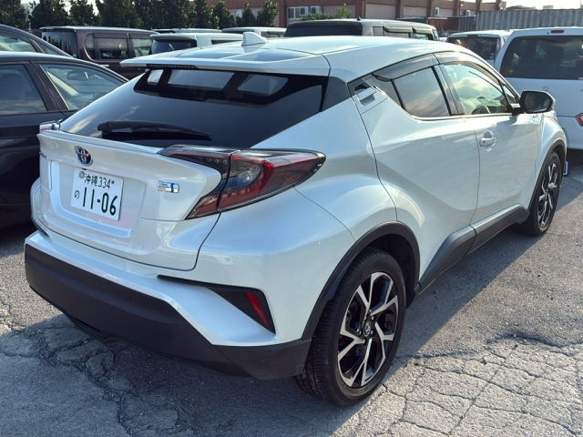 TOYOTA C-HR 2017
