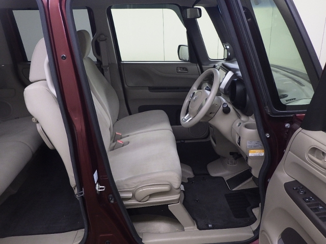 HONDA N BOX 2015