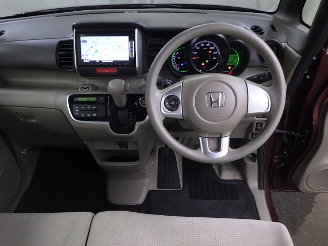 HONDA N BOX 2015
