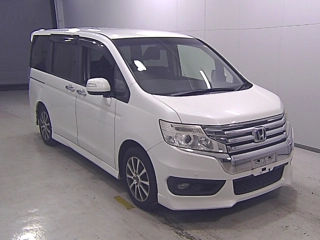 HONDA STEP WAGON 2012