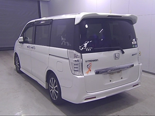 HONDA STEP WAGON 2012