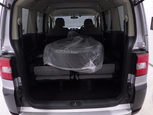 MITSUBISHI DELICA D5 2008
