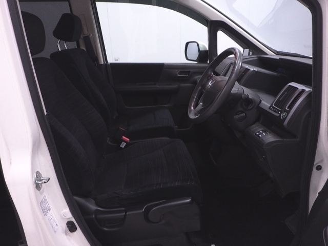 HONDA STEP WAGON 2012