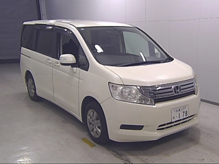 HONDA STEP WAGON 2012