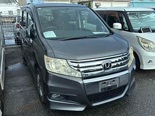 HONDA STEP WAGON 2010