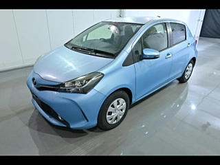 TOYOTA VITZ 2016