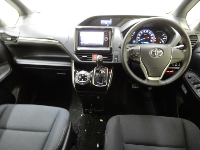 TOYOTA ESQUIRE 2015