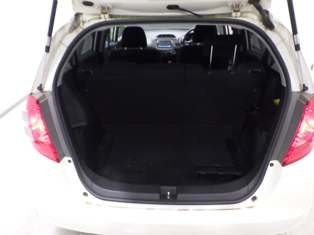 HONDA FIT 2010