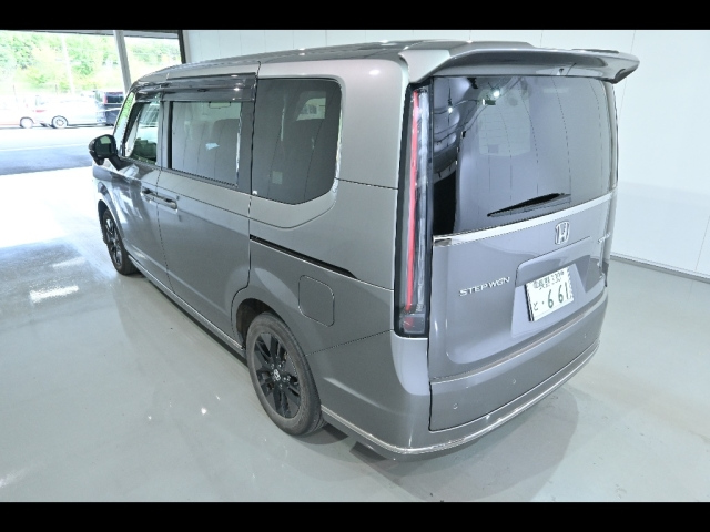 HONDA STEP WAGON 2022