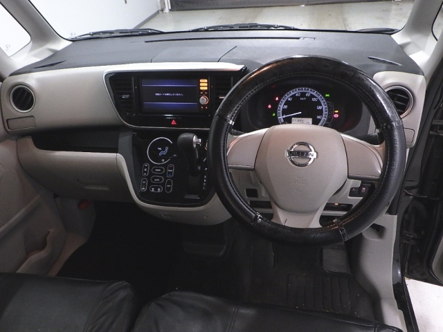 NISSAN DAYZ ROOX 2015