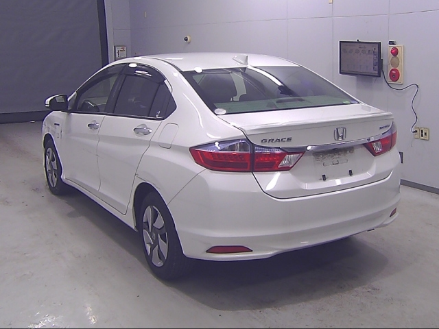 HONDA GRACE 2015