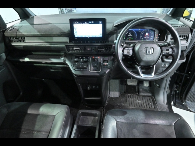 HONDA STEP WAGON 2023