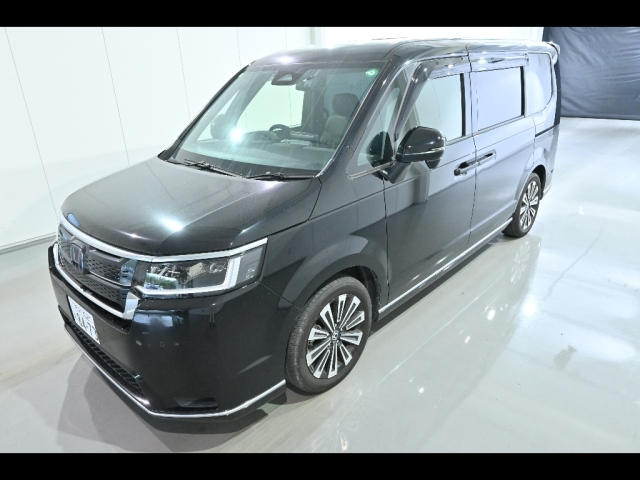 HONDA STEP WAGON 2023